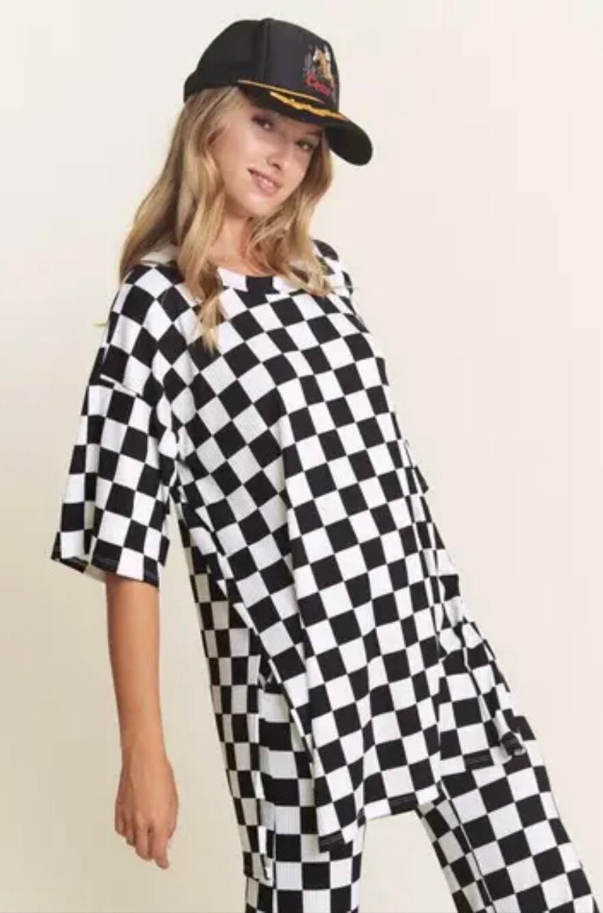 Dressed in LALA checkered rib oversized short sleeve shirt size Small